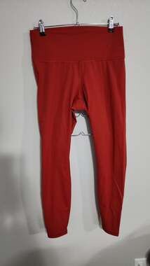 Everlane red leggings size L